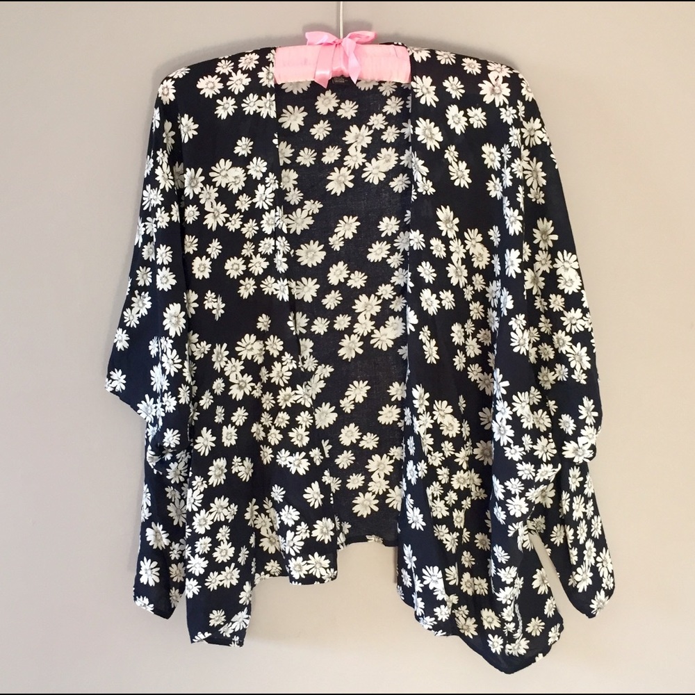 Black & White Floral Cardigan